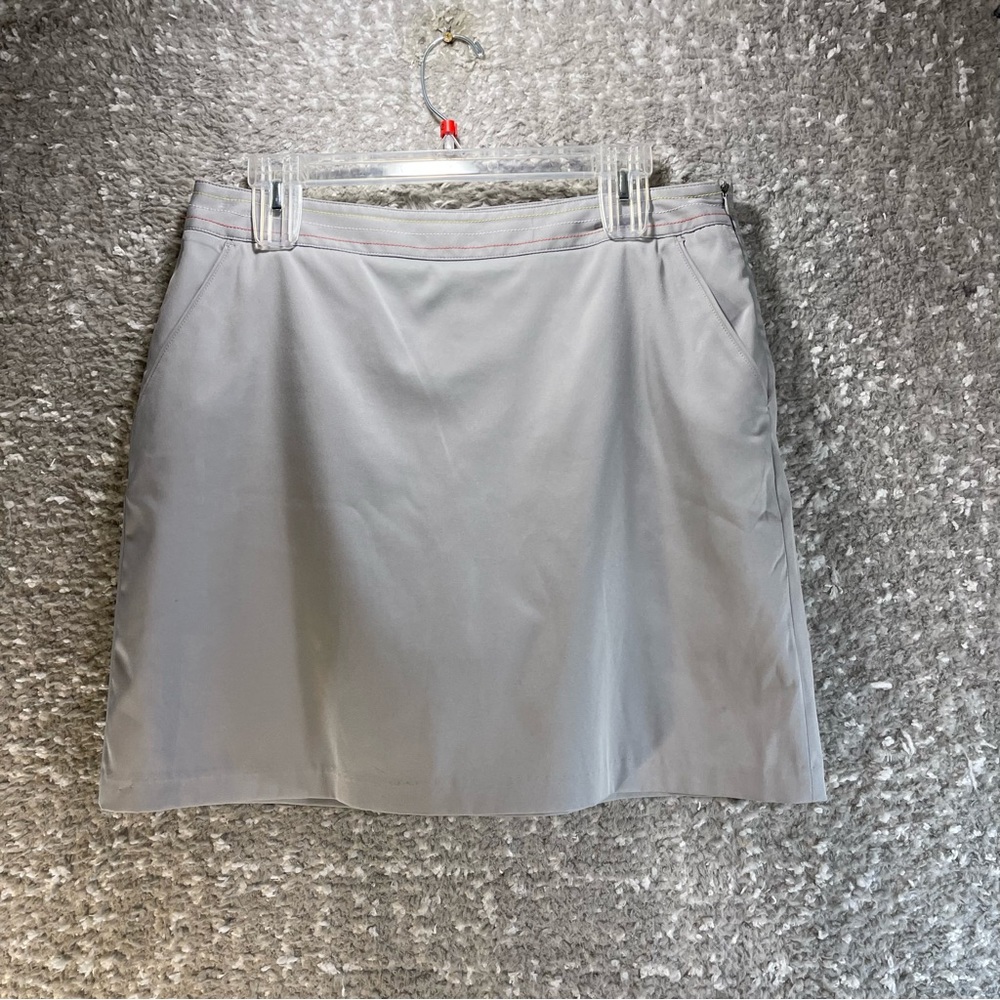 Greg Norman Skort Skirt Womens 8 Gray Golf Tennis‎ Pockets Side Zip Polyester.